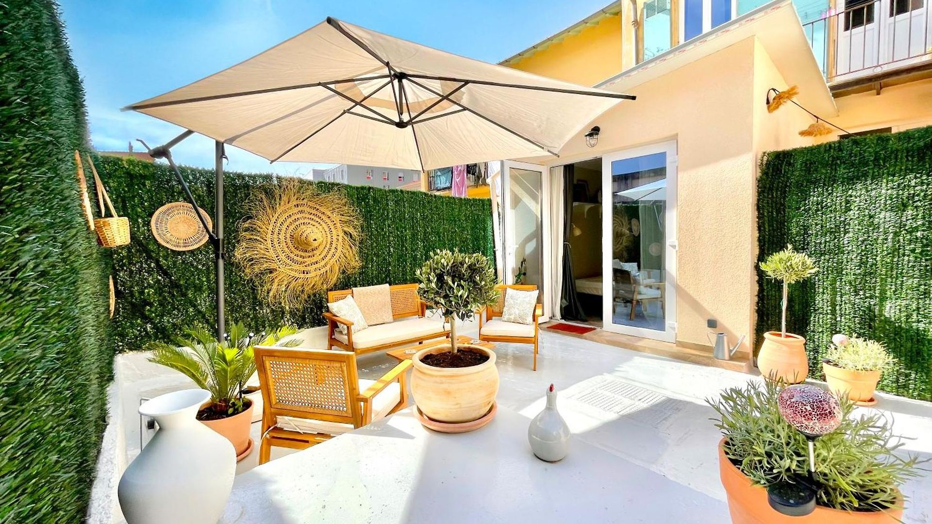 Appartement Le Petit - 4 Studios, 2 With Private Terrace - Centre *