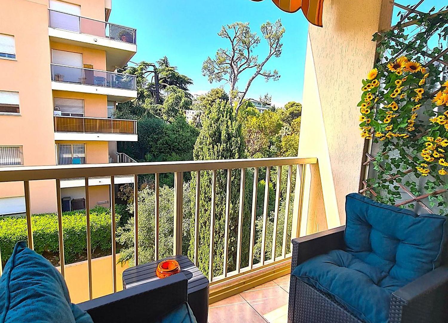 Balcon Calme Avec Parking 5mn De La