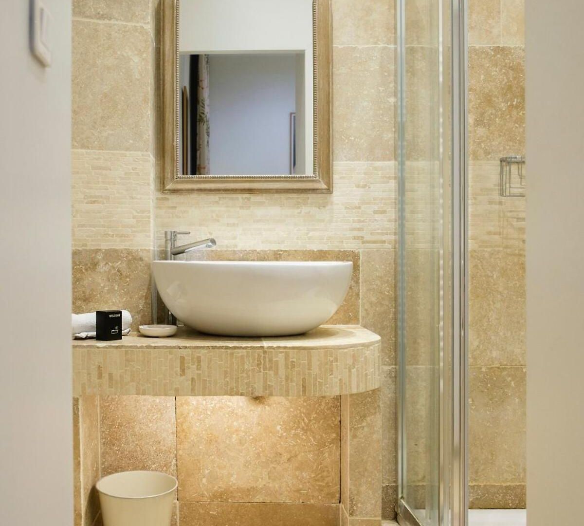 Beautiful Provencal Apartment, Fully Equipped, 300m Away - Fontaine 3 Apartment