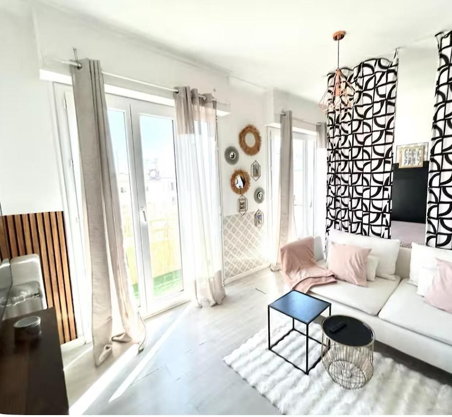 - Appartement-du-centre-ville * Nice