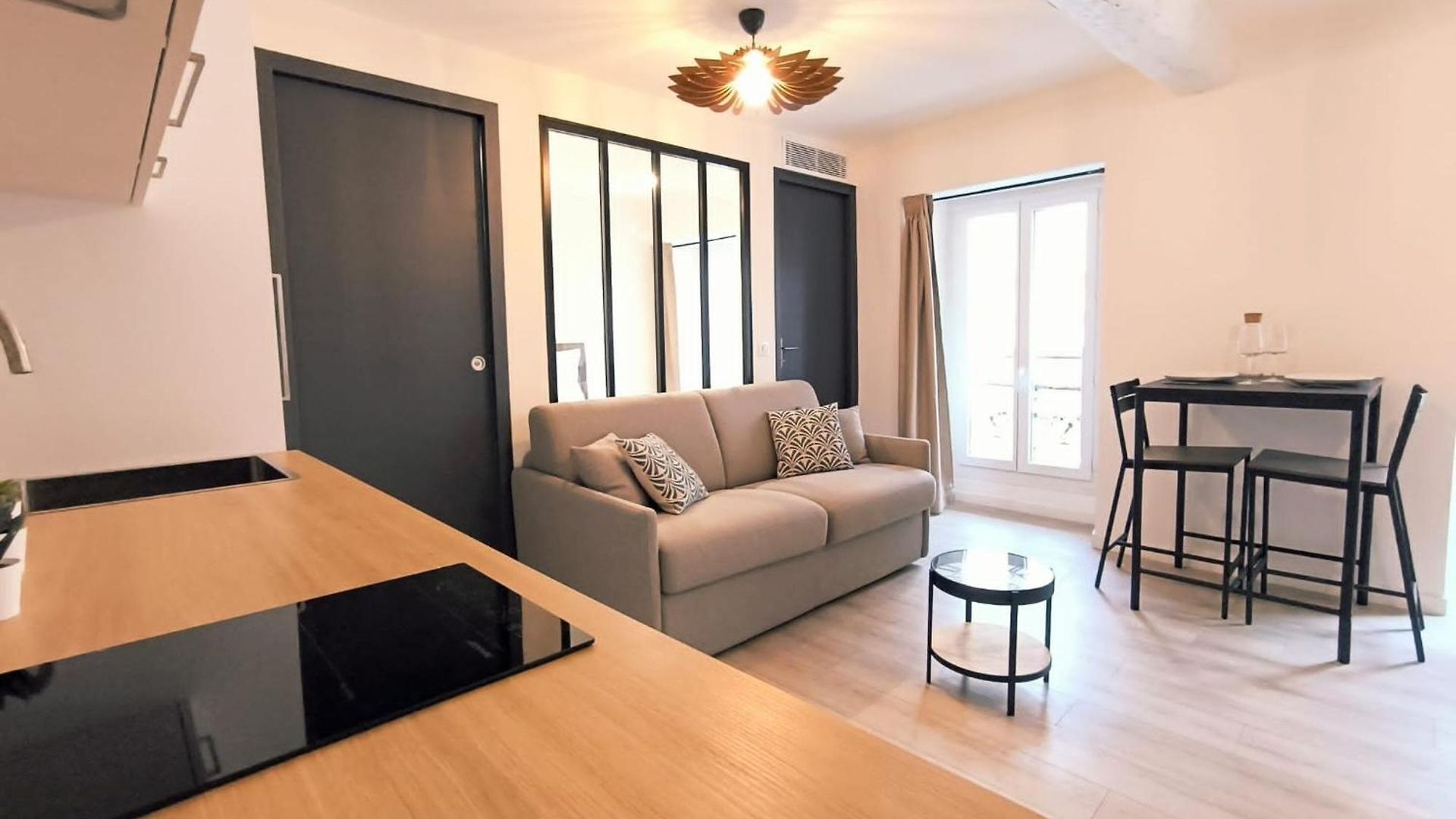 Apartment Seytour Place