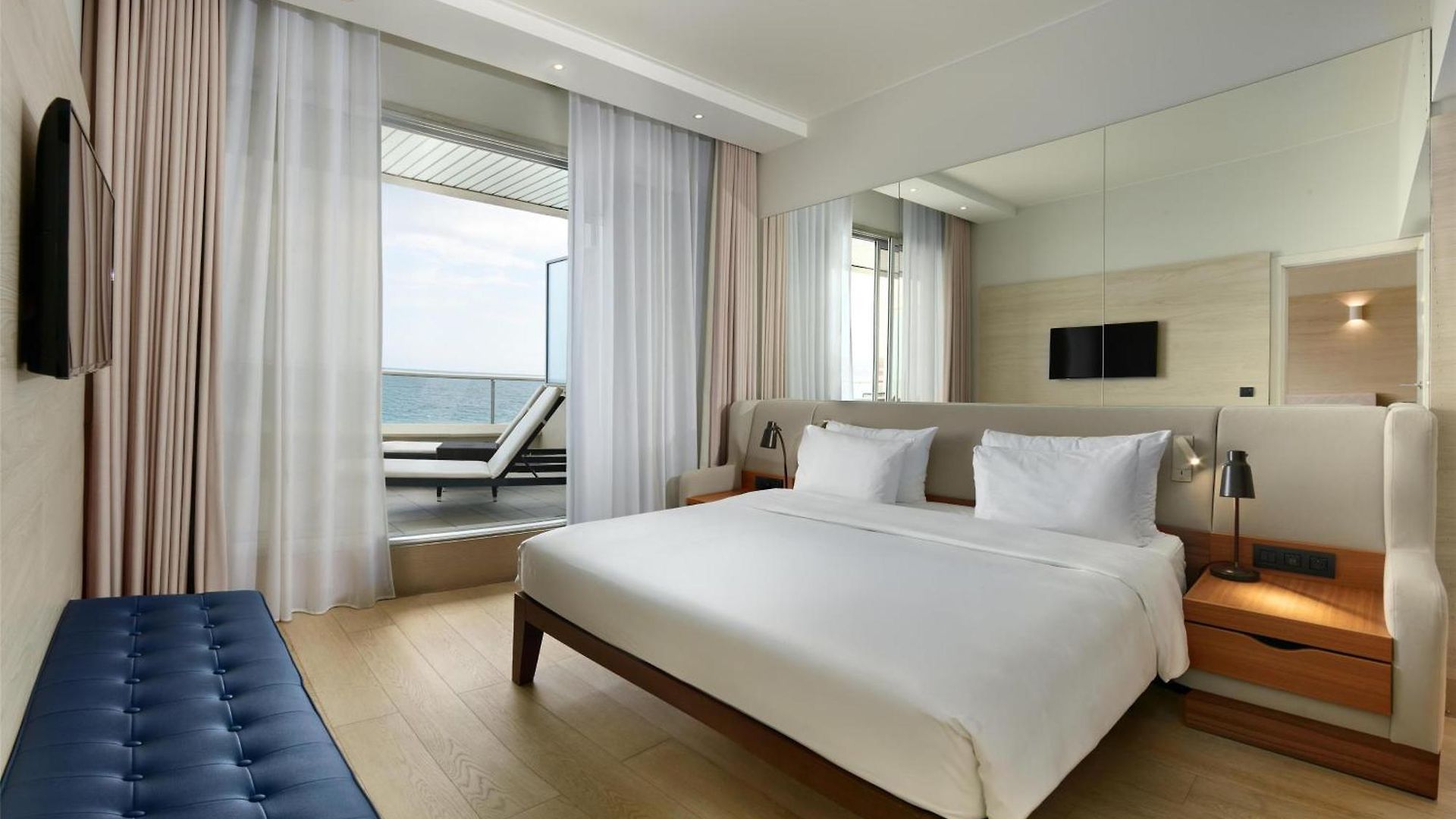 Radisson Blu Hotel 4*