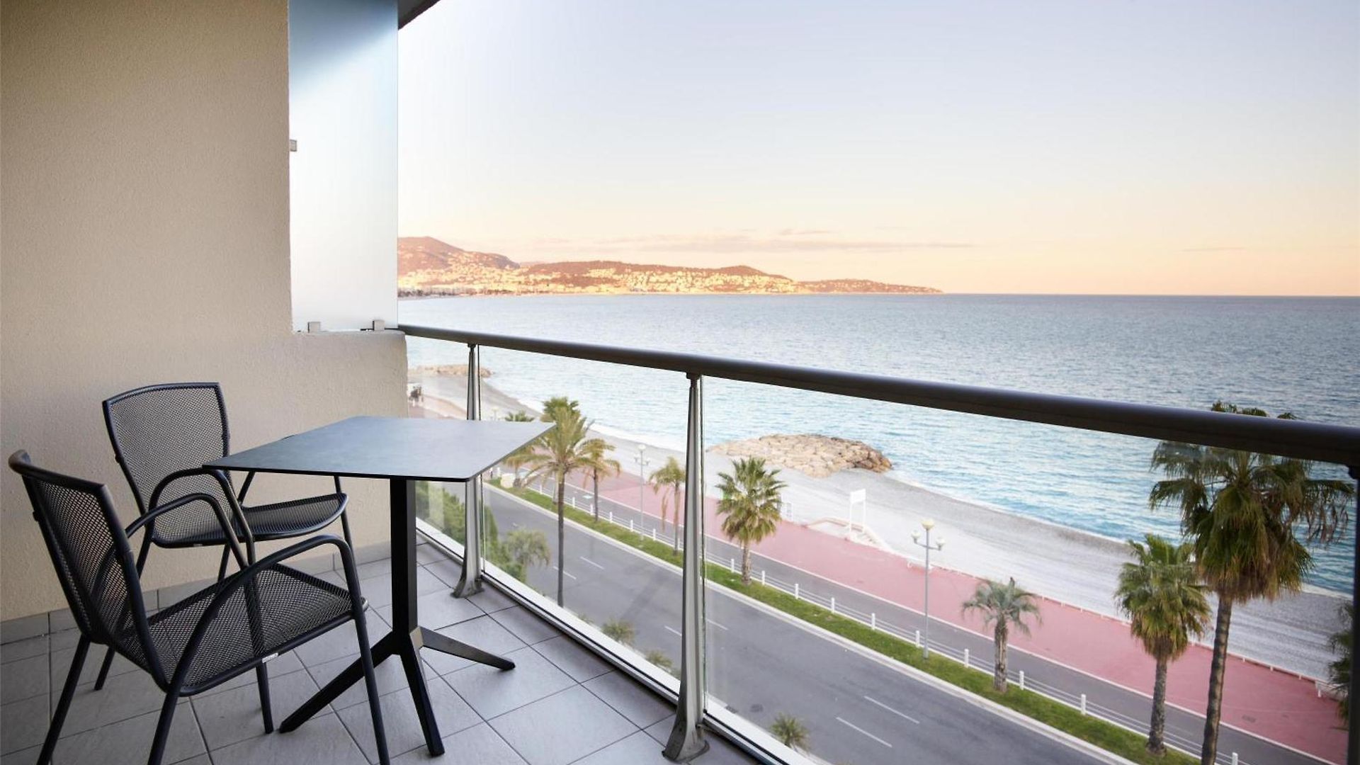 Radisson Blu Hotel 4*