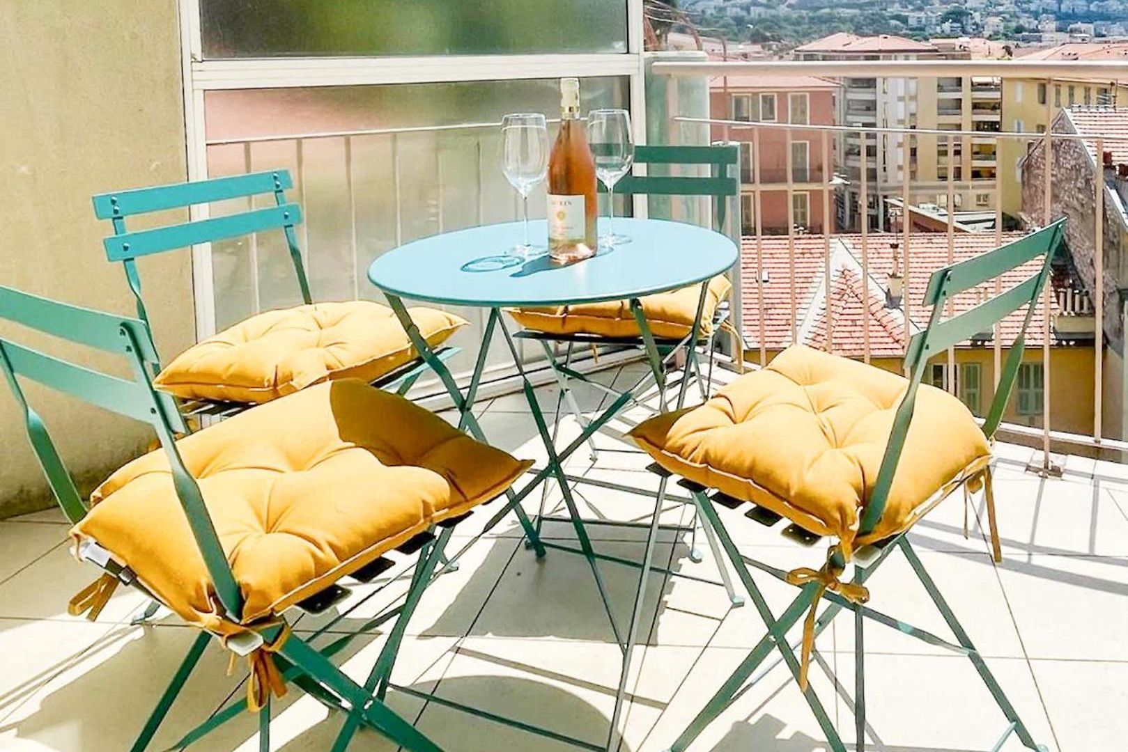 Risso - Charming One Bedroom With A Balcony Nice