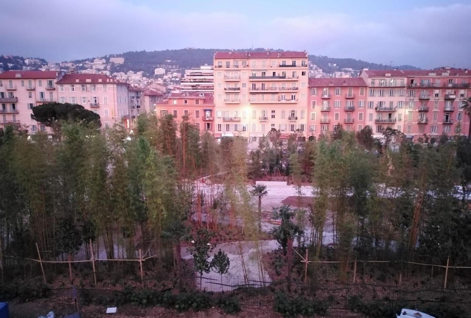 Appartement Au Coeur De Nice