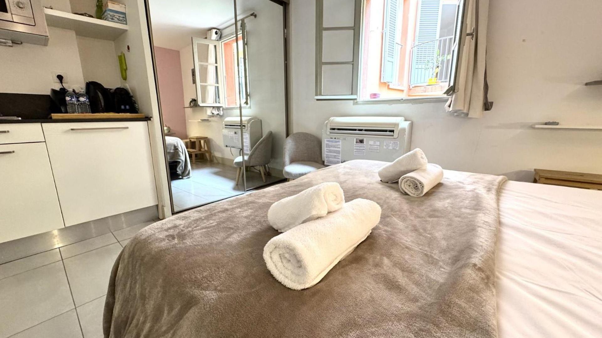 Riviera - Malonat 3 - Grand Très Calme -old Town Promenade Des Appartement