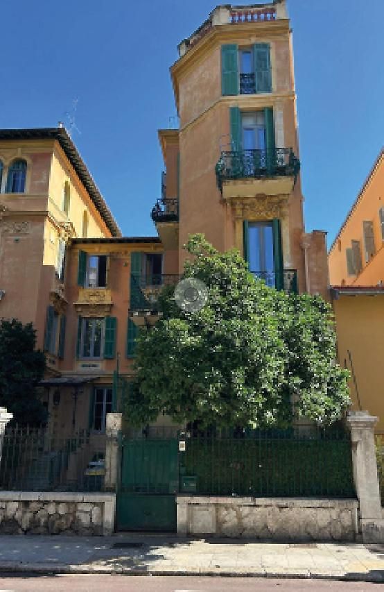 Le Celeste Hotel