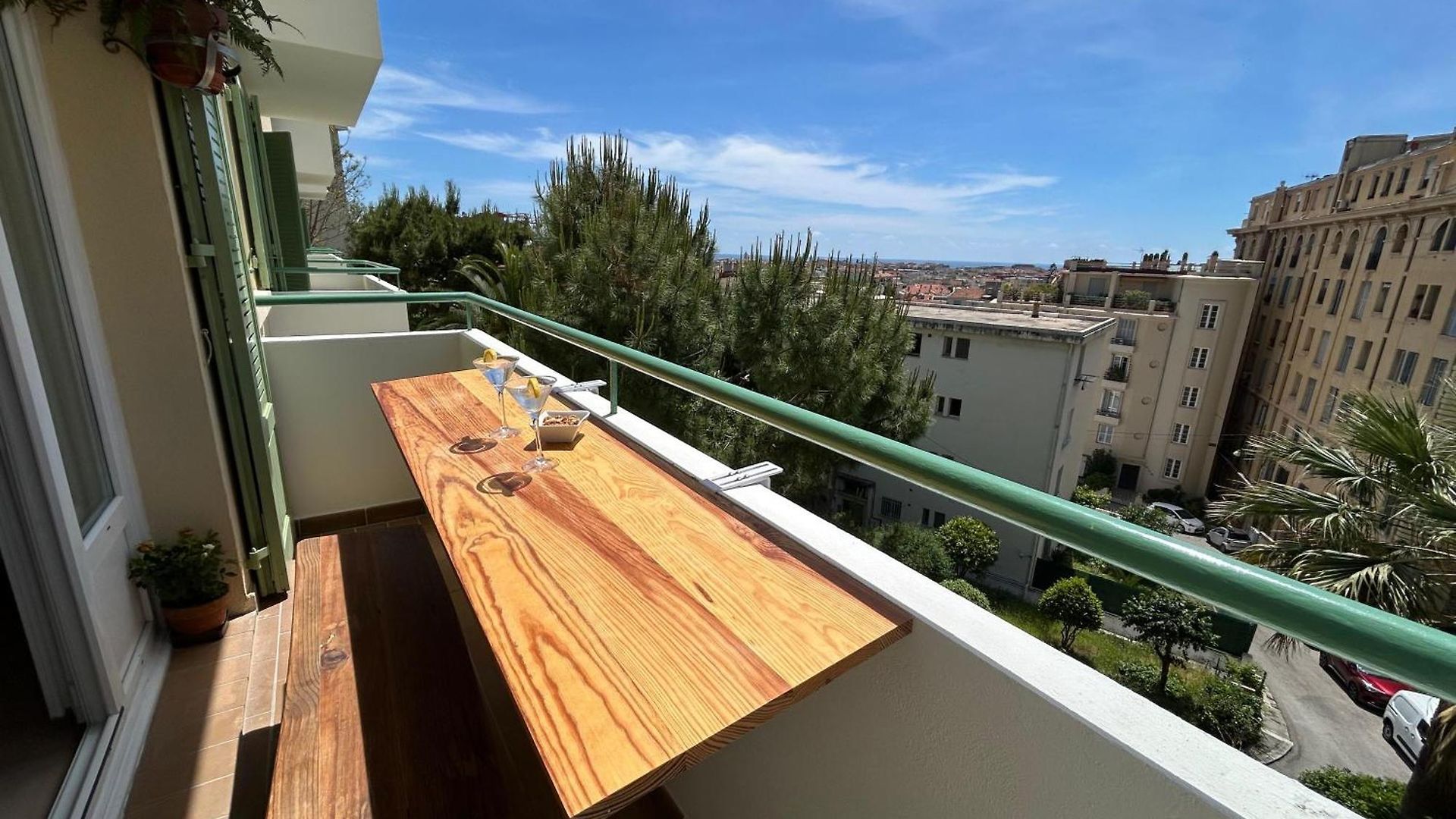 Appartement Cosy En Plein Centre-ville Dans Un Halo De Verdure Avec Vue *