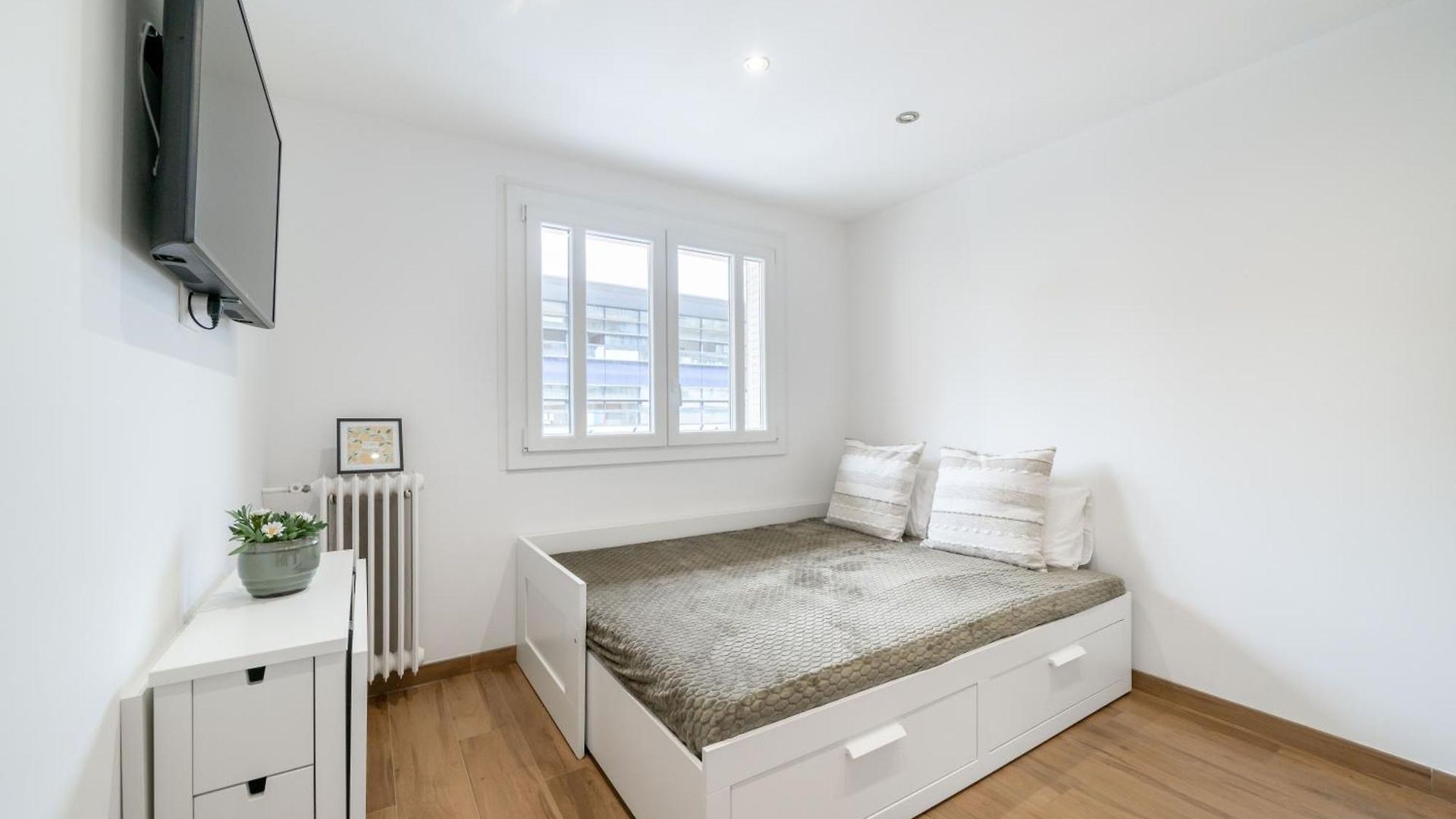 Modern Apartment, Steps From Tramway * Nice