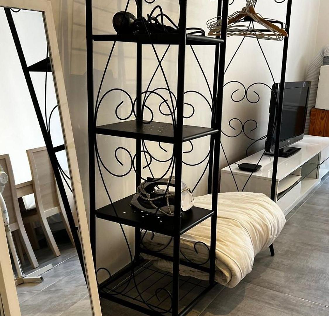 One Bedroom Near Train Station Appartement *