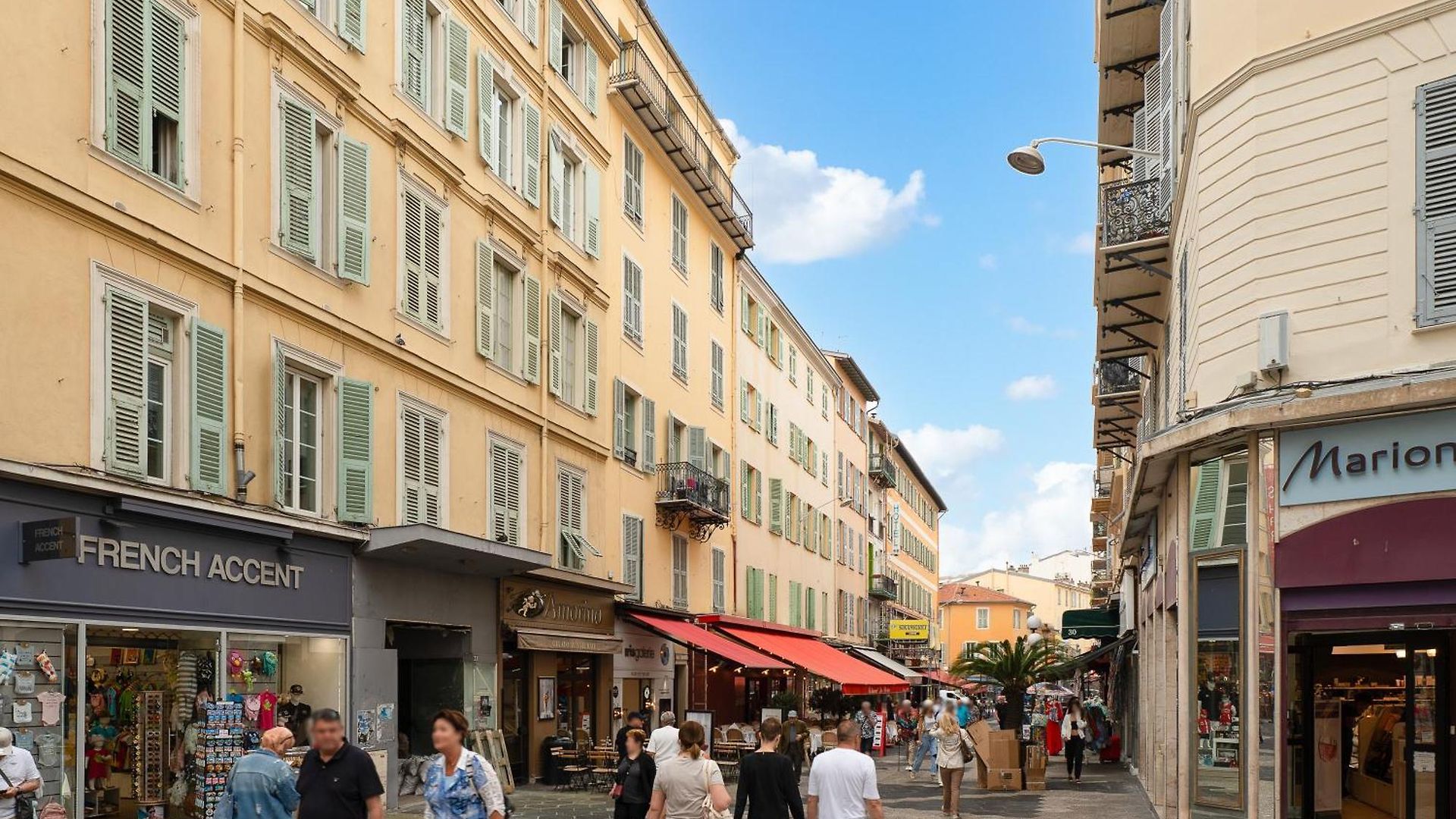 Renting - 35 Massena - Architect Flat Ultimate Charm Massena Center Apartment *