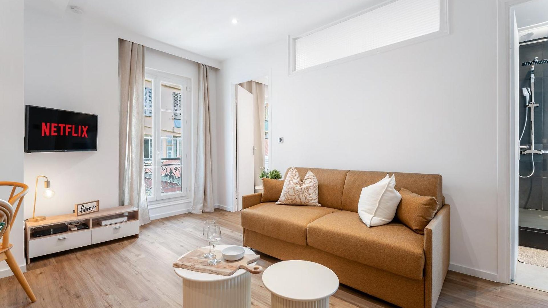 Apartment Renting - 35 Massena - Architect Flat Ultimate Charm Massena Center