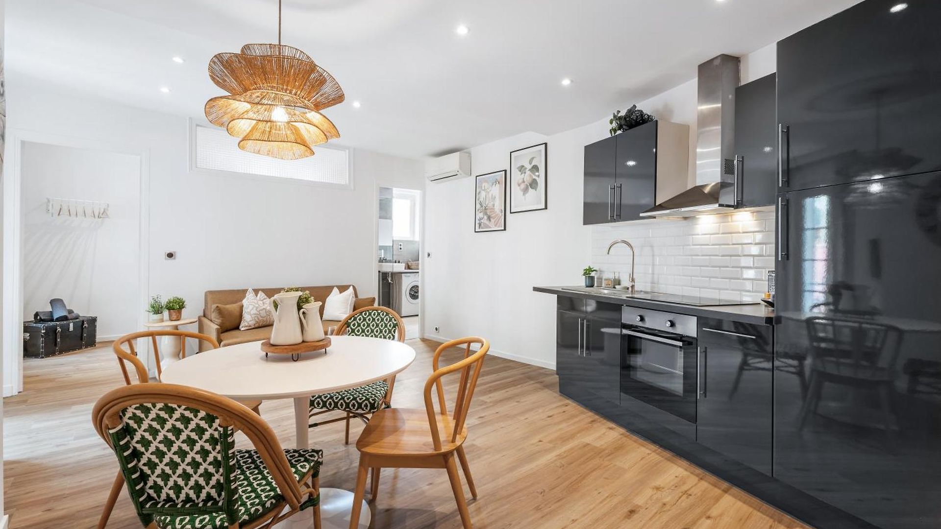 Apartment Renting - 35 Massena - Architect Flat Ultimate Charm Massena Center