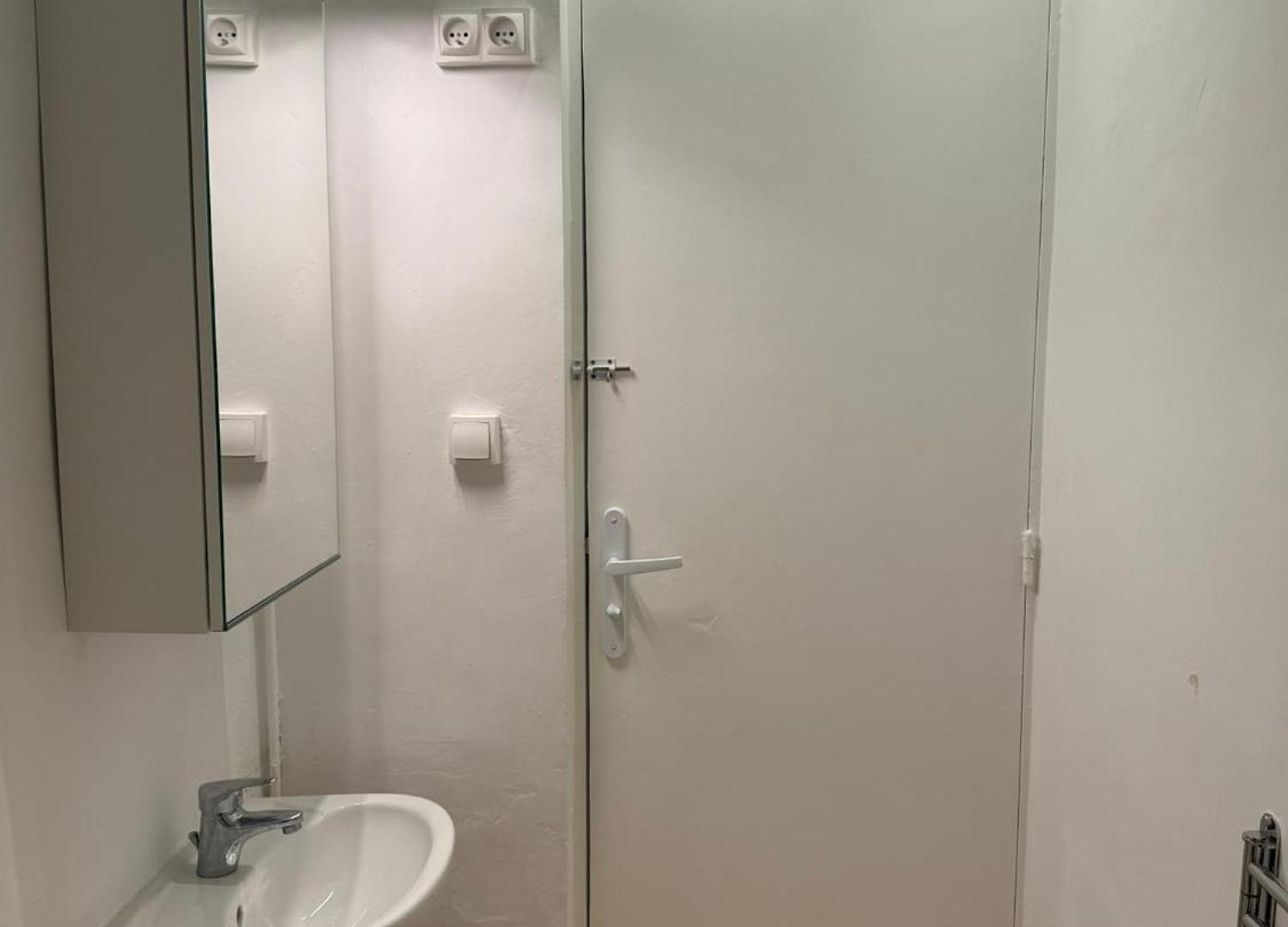 2 Pièces Proche *