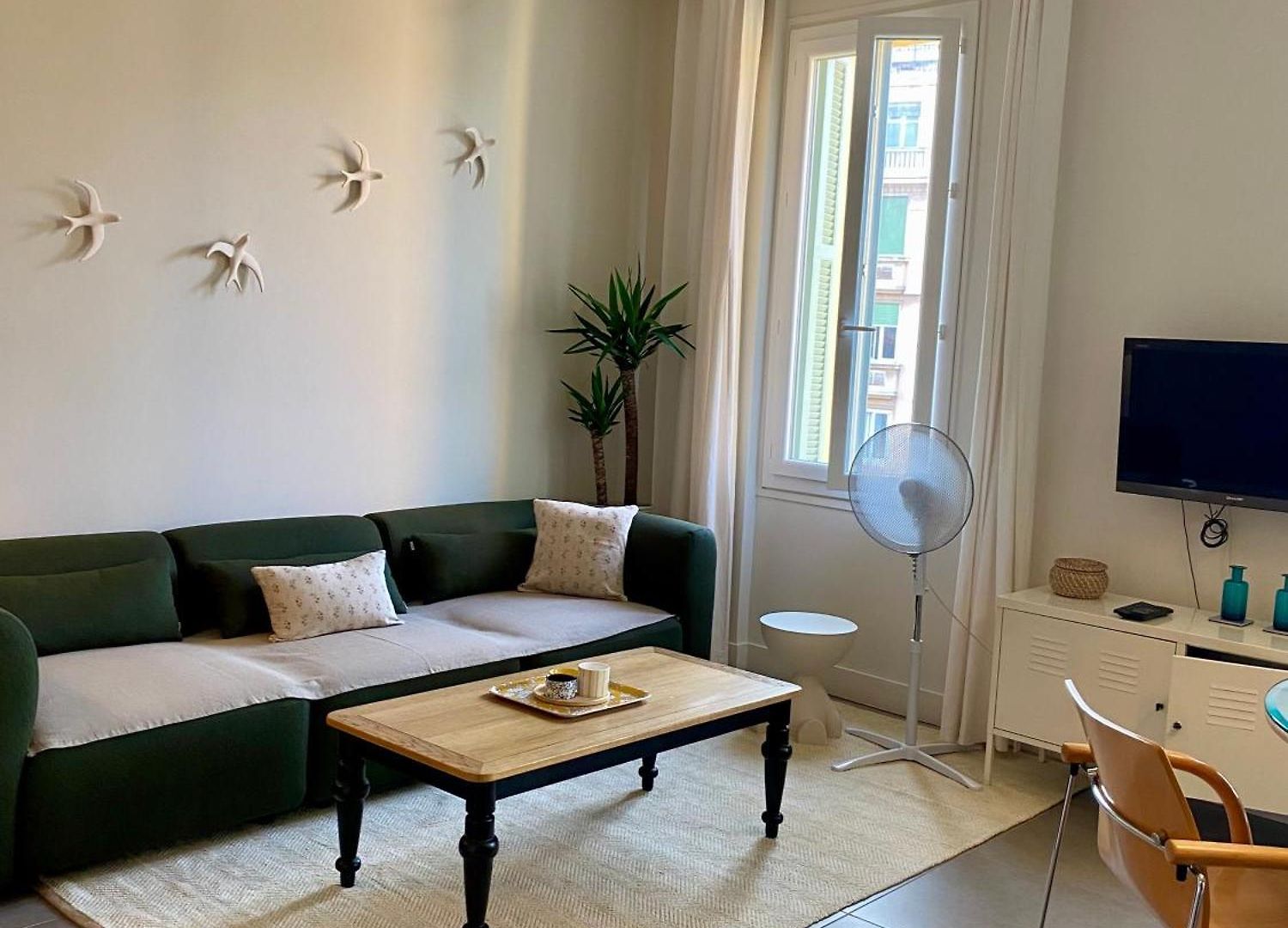 Appartement 2 Climatisées Au Carré D Or à 5 Min Des Plages Et De La Promenade Des Dans Un Environnement Calme Nice
