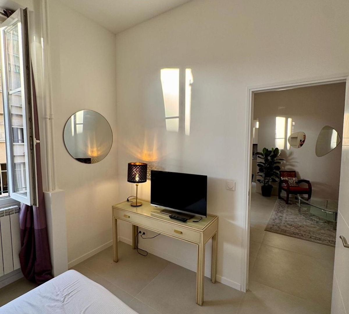 Apartment Ambassador Promenade ! Nice