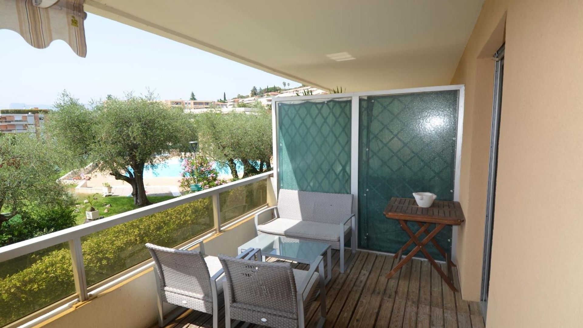 Plein Ciel - 5 Personnes Avec Piscine Sur La Corniche Fleurie A *