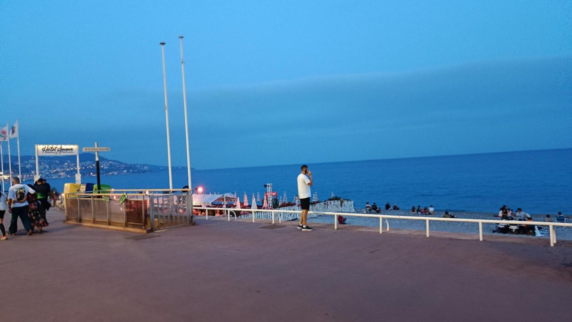 Exclusive Dans 2 Pieces 40 M2 Atypique Original Dans Grande Structure Type D'hote 80 M2 200 M Promenade Des Sejour Couette-café