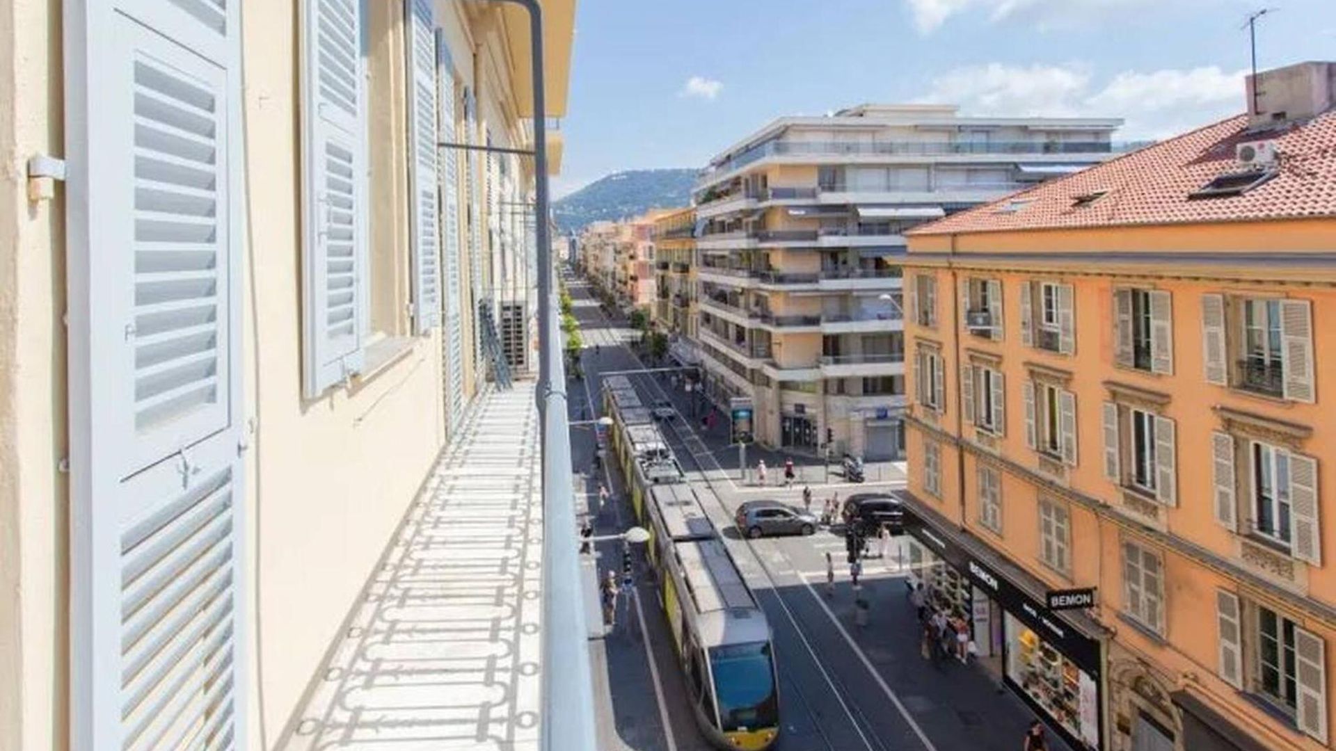 Pantheon- App Centre, 2 Ch, 2 Sdb , Classé 4 étoiles Appartement *