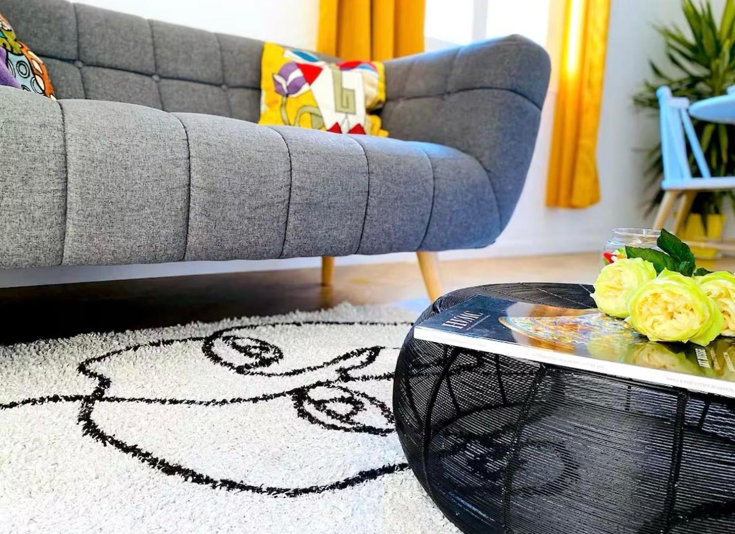 Apartment 2 Steps From Sea - Air Conditioning - 2 Bedrooms - Kitchen - Wifi - Tramway
