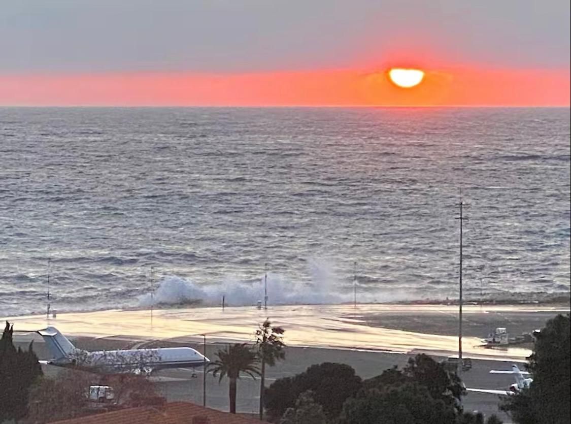 Panoramic Sea View - Air Conditioning - Terrace - 2 Bedrooms - Kitchen - Wifi - Tramway Appartement