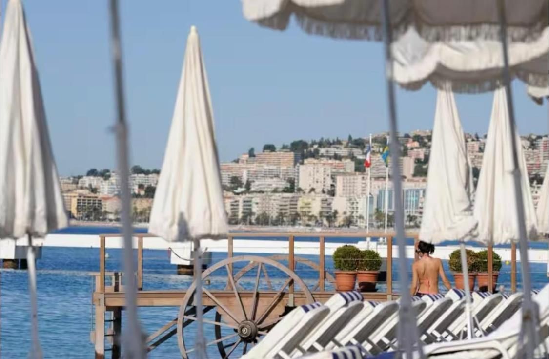Panoramic Sea View - Air Conditioning - Terrace - 2 Bedrooms - Kitchen - Wifi - Tramway