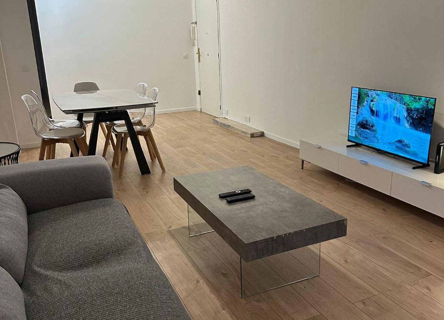 2 Bedroom Ocean View Appartement Nice