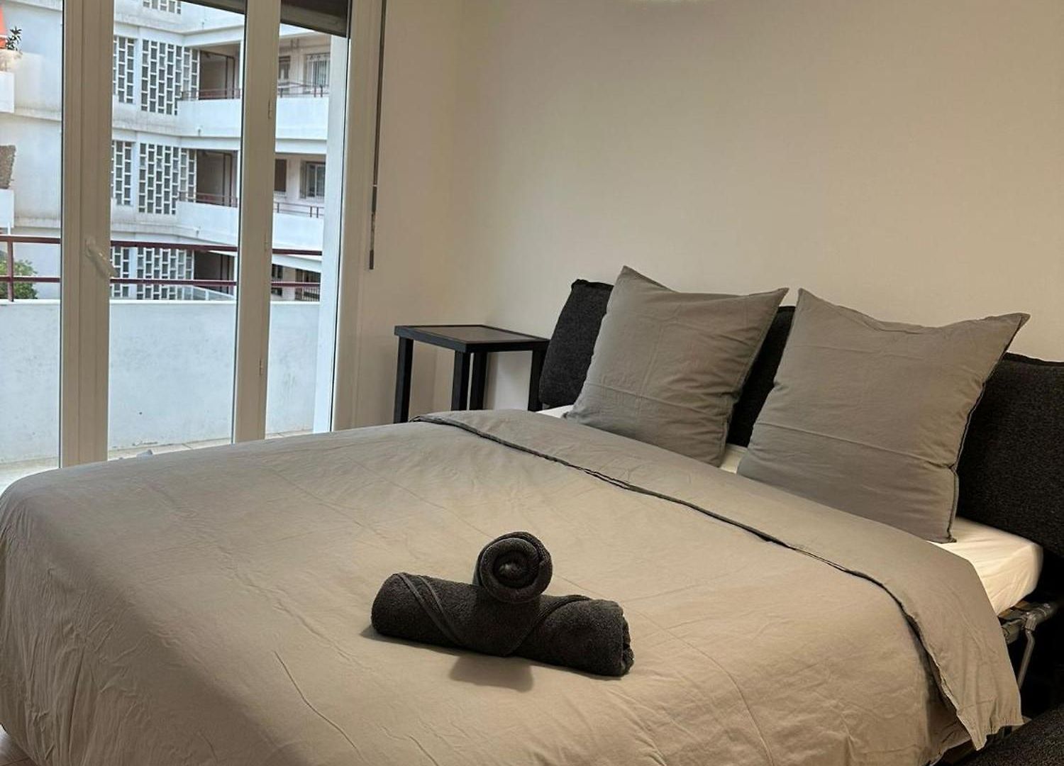 2 Bedroom Ocean View Appartement Nice