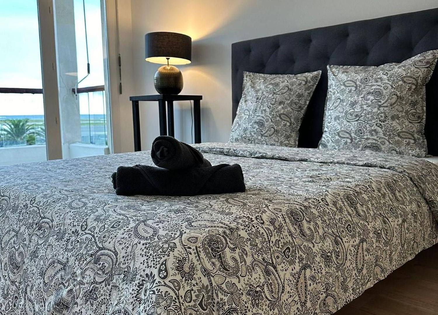 2 Bedroom Ocean View Appartement *