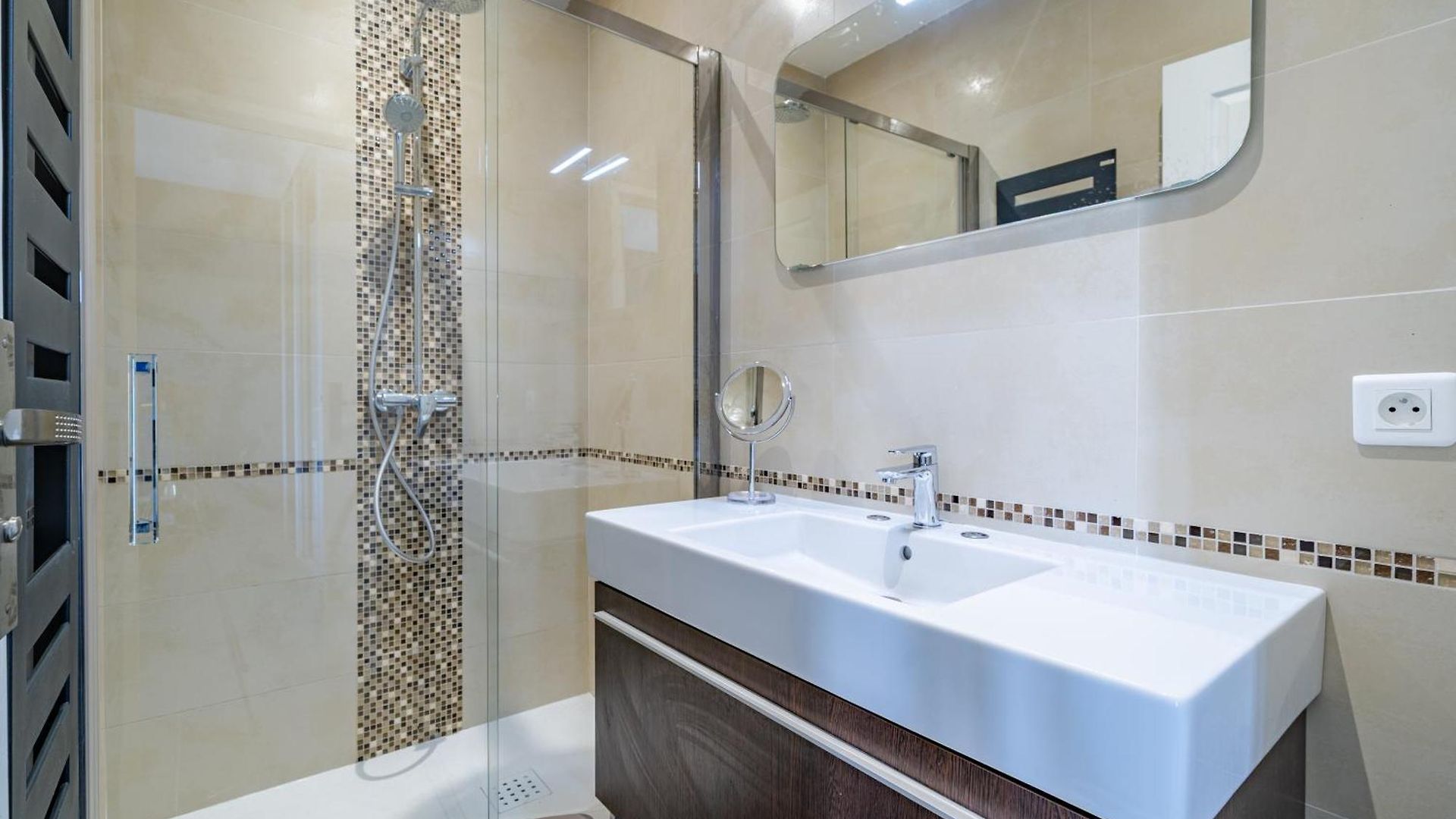 Villa Maison Nicoise Vue Degagee Avec Jacuzzi Privatif Nice