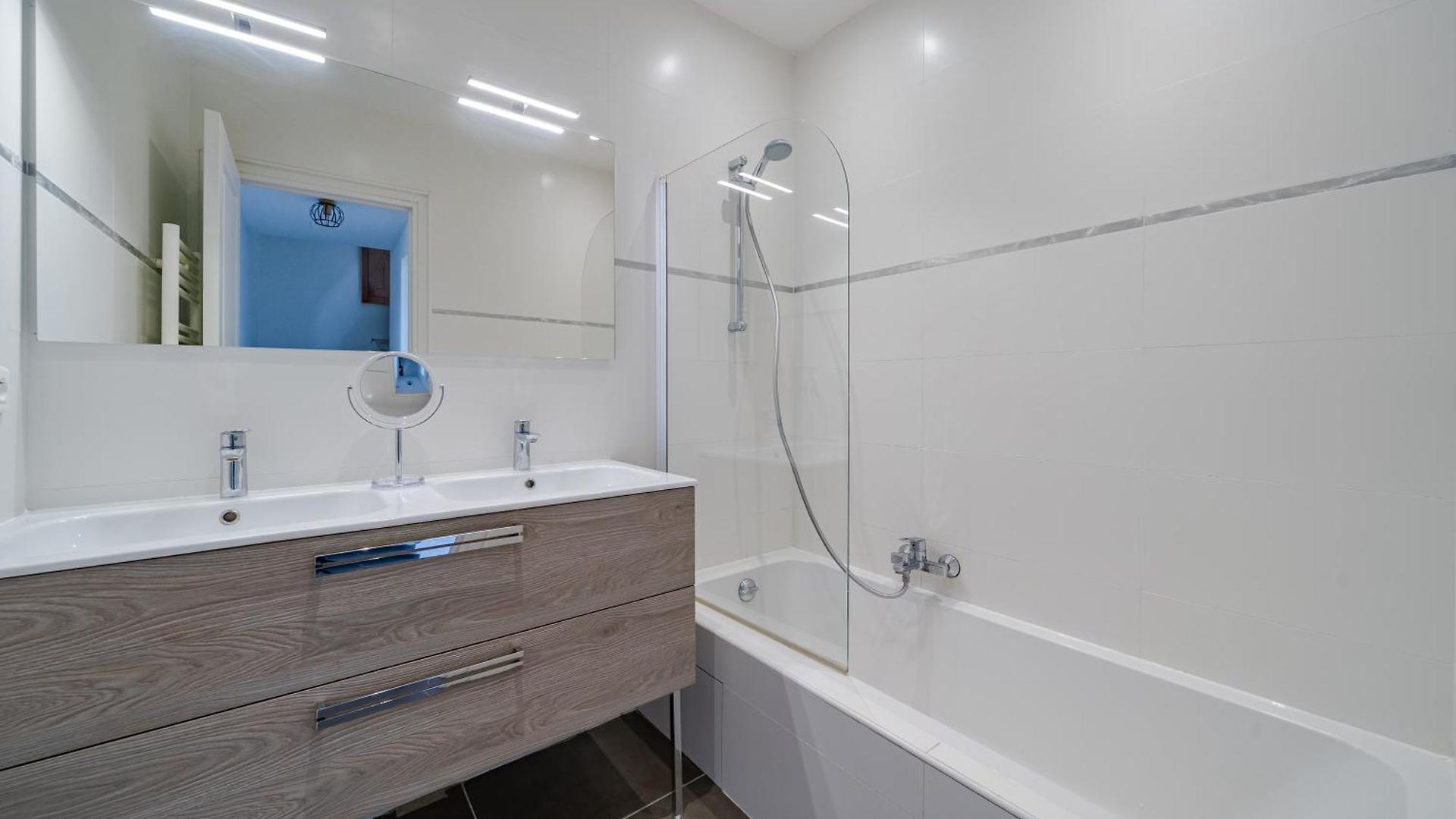 Maison Nicoise Vue Degagee Avec Jacuzzi Privatif Nice
