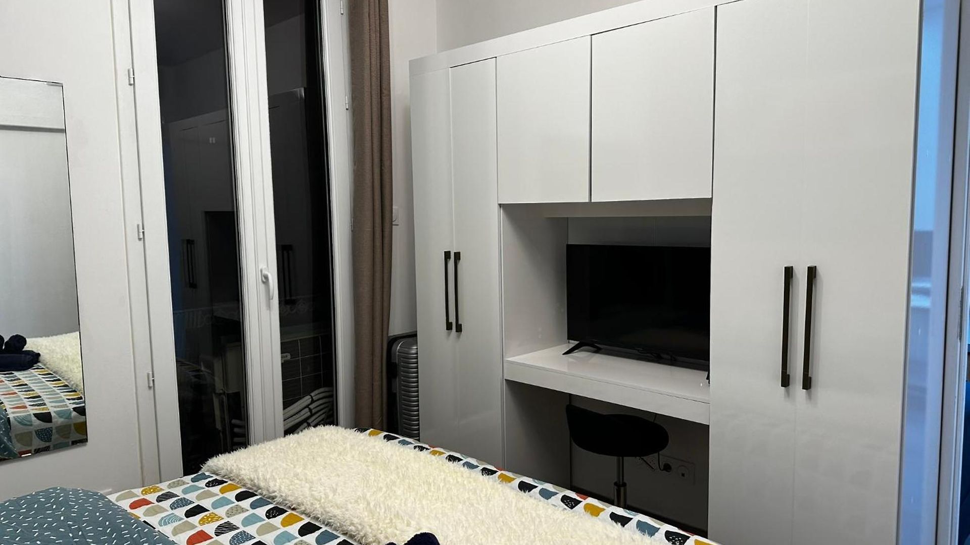 Chic Renovated - Libération - Entire 2br 2ba Or Private With Private Bathrooms - Ac&garage On Request *