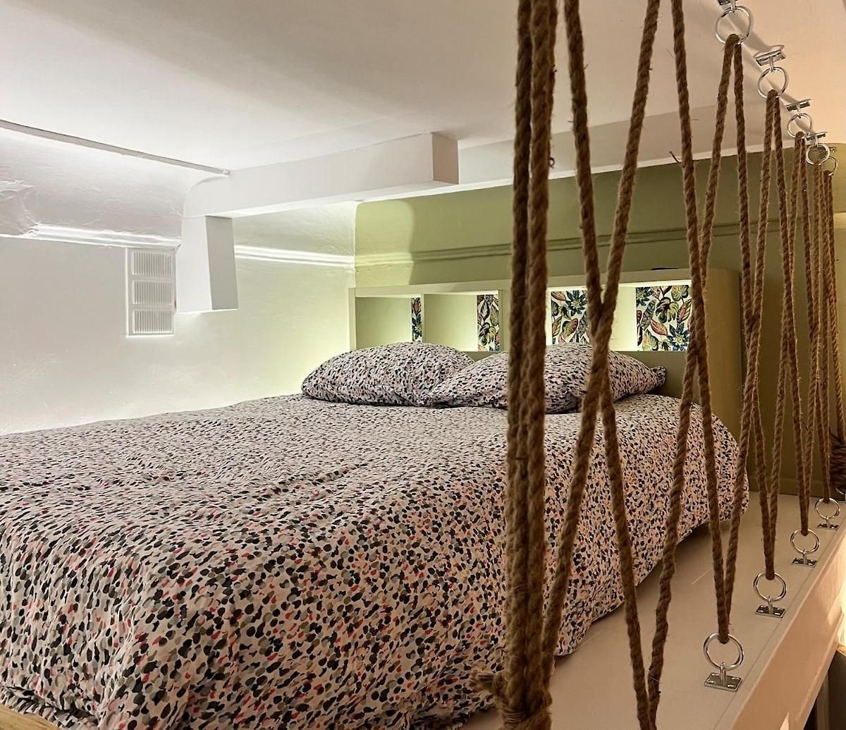 Appartement Dans Le Coeur Du Vieux-nice Nice