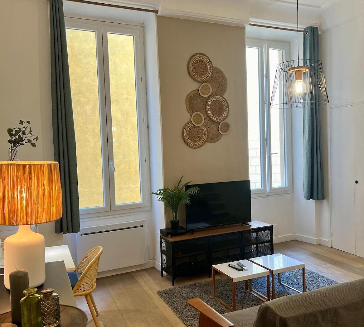 Appartement Dans Le Coeur Du Vieux-nice *