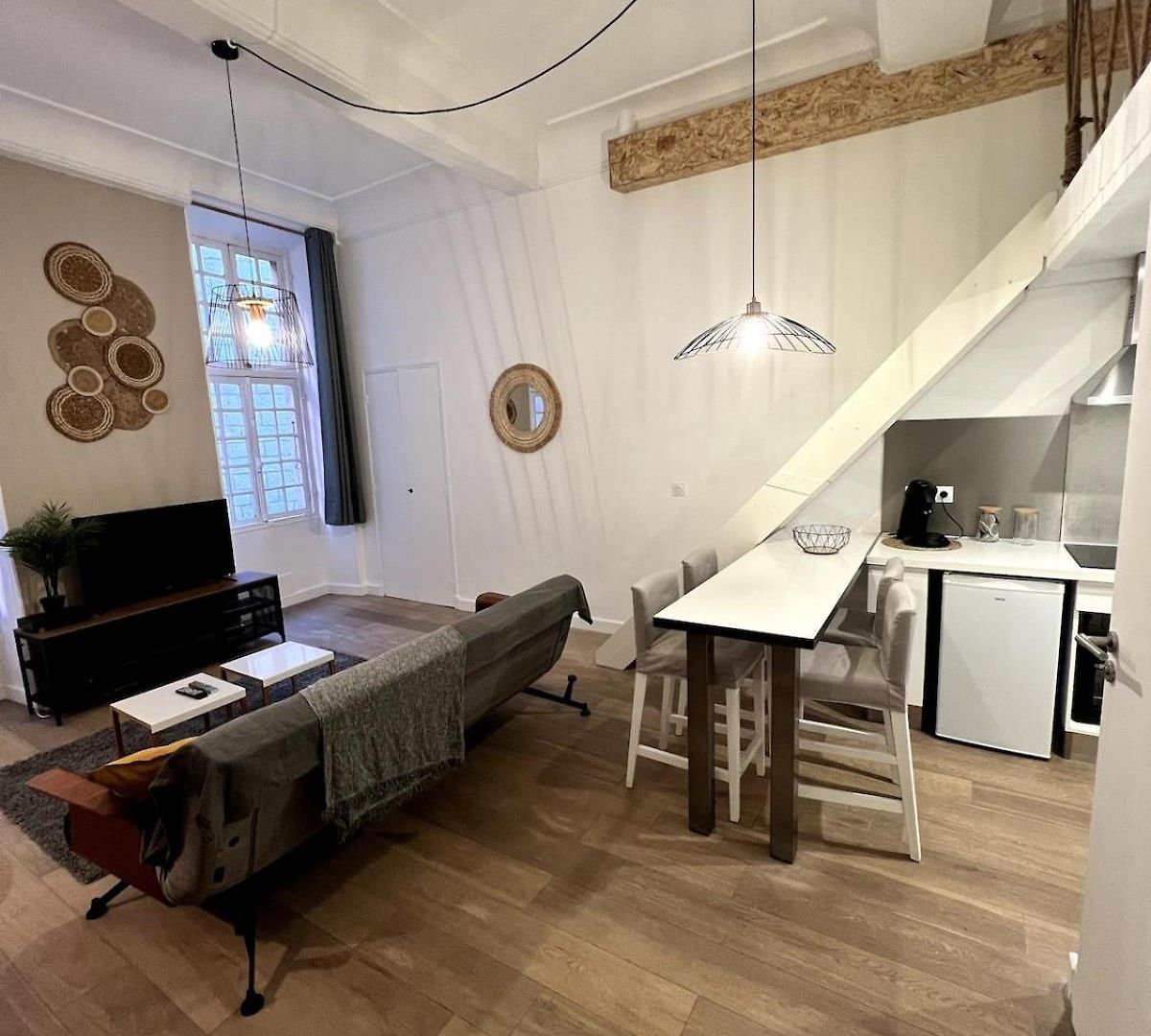 Appartement Dans Le Coeur Du Vieux-nice *
