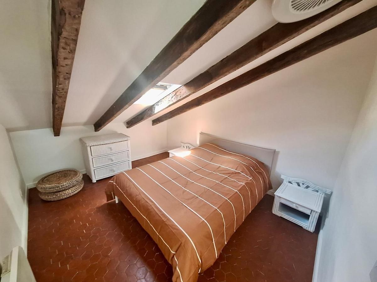 Lofty Hideout With 2 Bedrooms Appartement