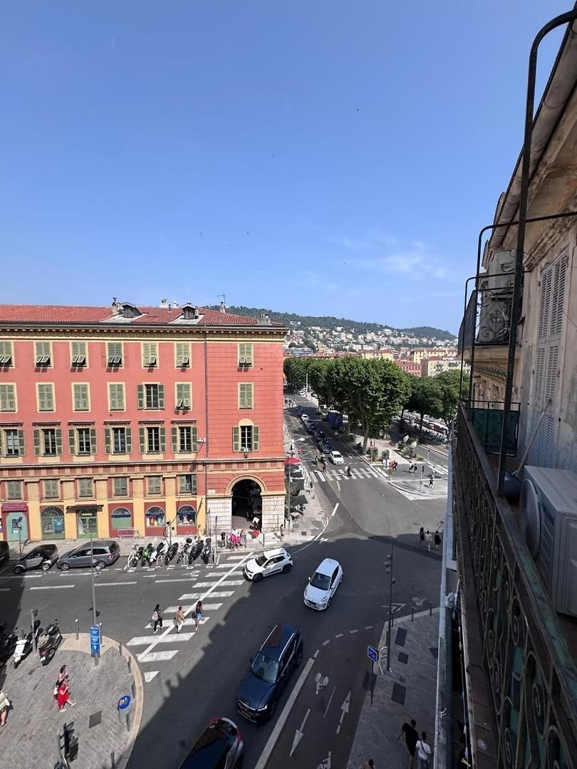 Port Nice: Very 3 Appartement