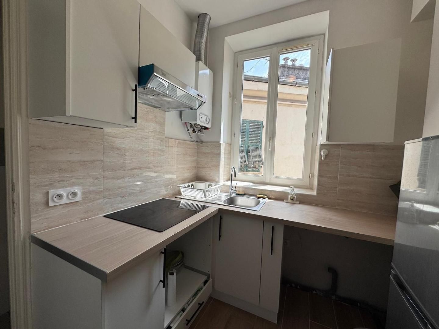 Port Nice: Very 3 Apartment Nice