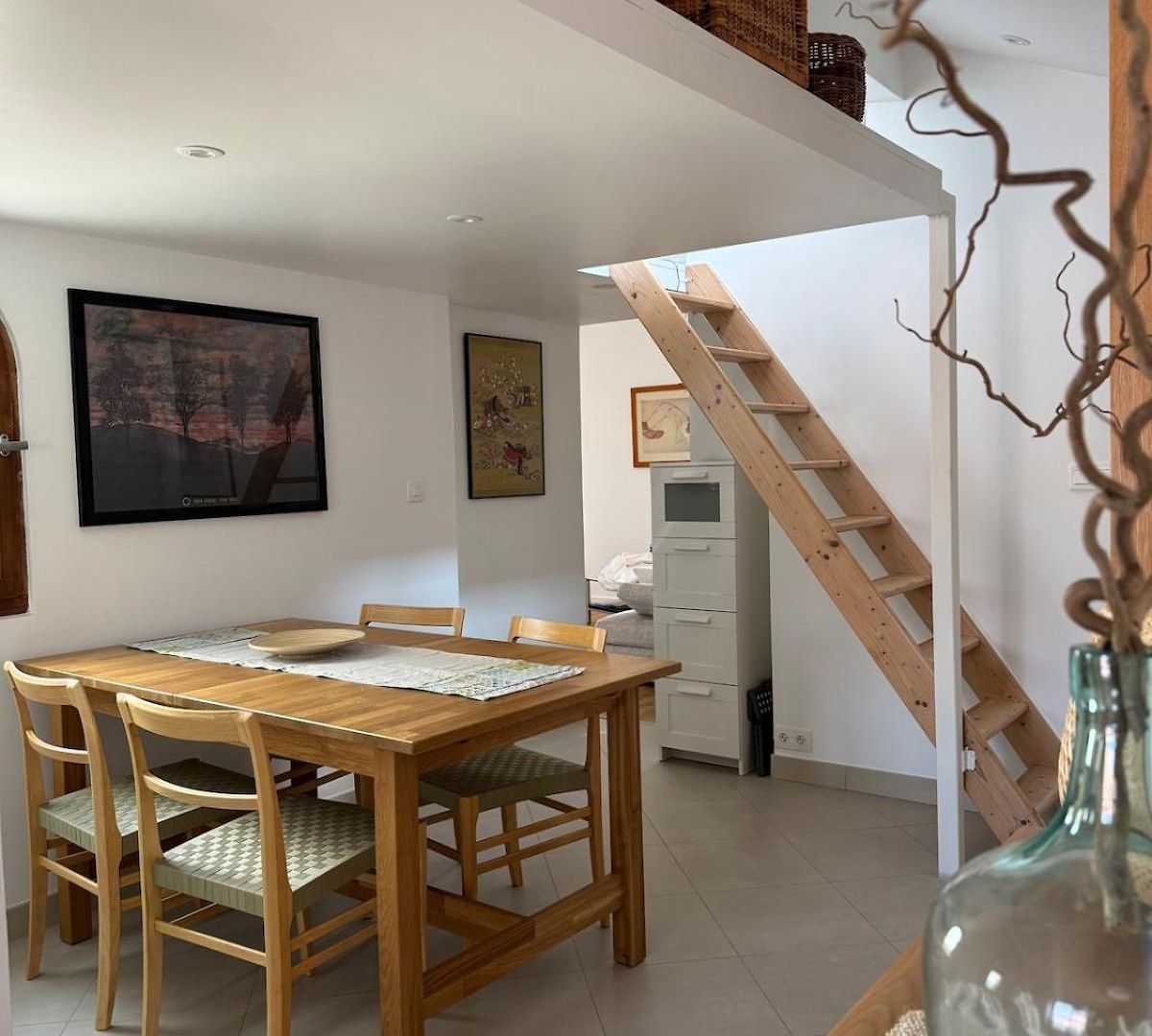 Renovated Luxury Cocoon Place Massena Apartment