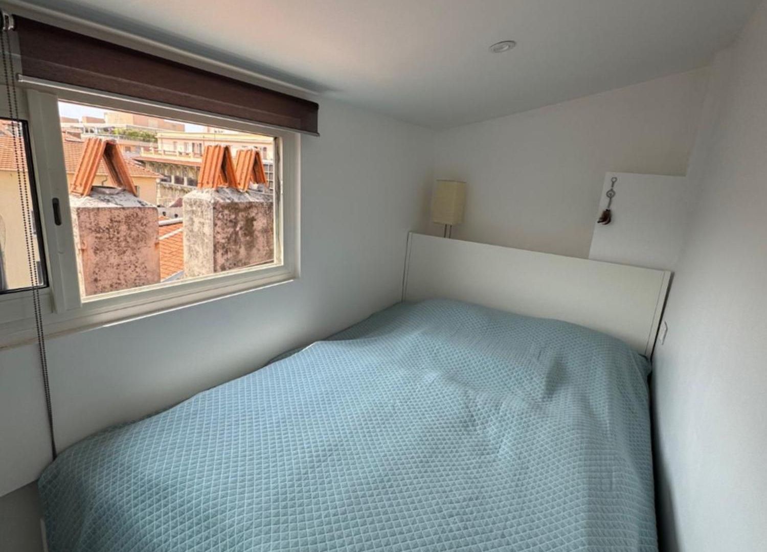 Renovated Luxury Cocoon Place Massena Apartment