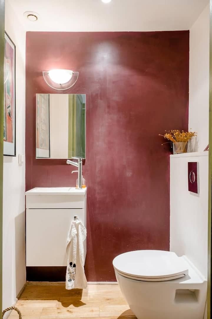 Séjour chez l'habitant Guest Bedroom In Private Home, Quiet, Elegant, 10 Mins To Beach, 1 Triple And 1 Double Bedrooms *
