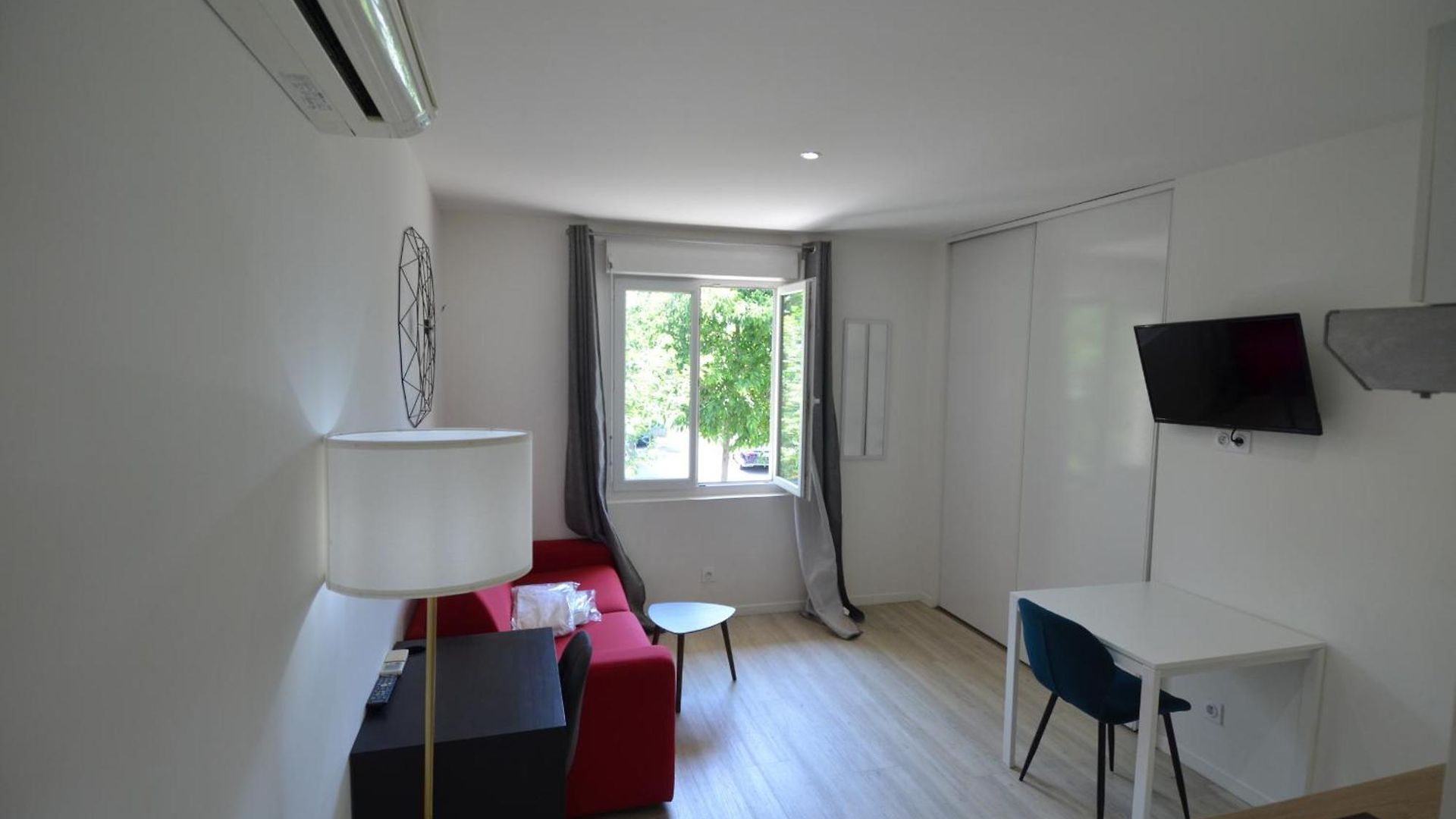 Cassin - Next To Tramway Line 2 Near Airport * Nice