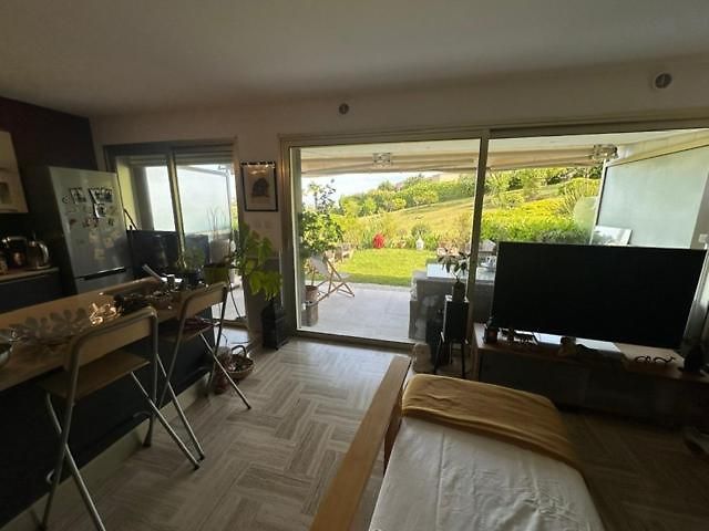 Spacieux Appartement, Jardin, Vue Mer, Calme