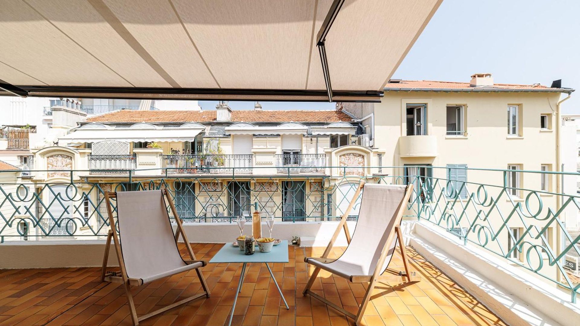 Apartment Cosy Rooftop - Happy *