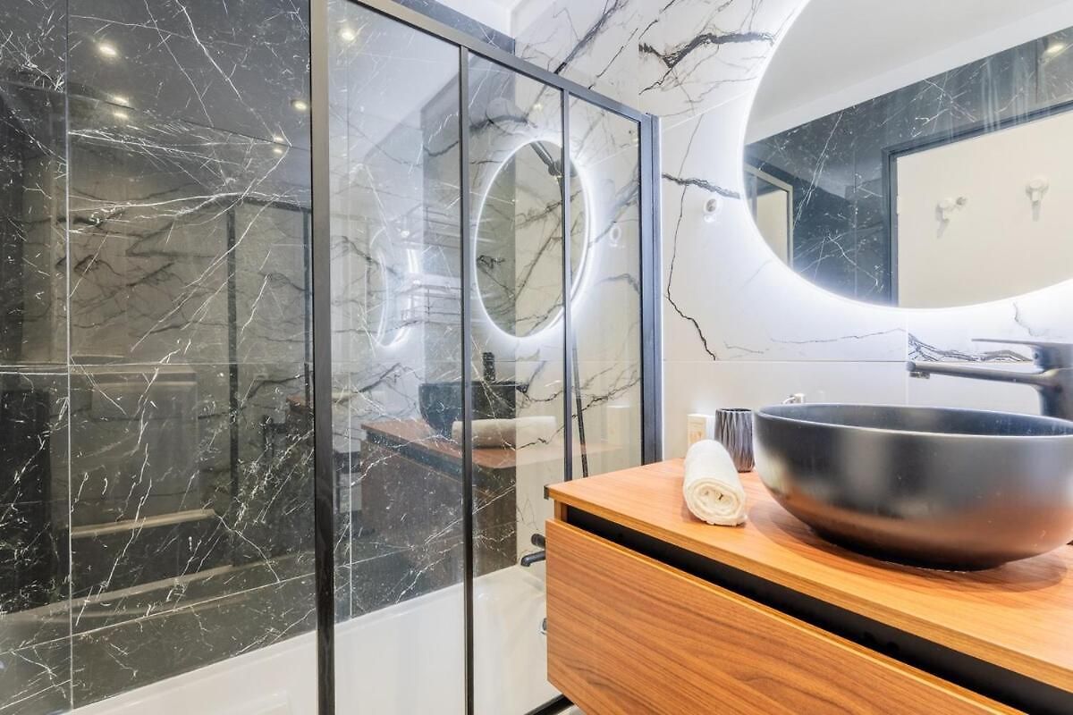 Appartement 3p - Cœur De Nice, Proche *