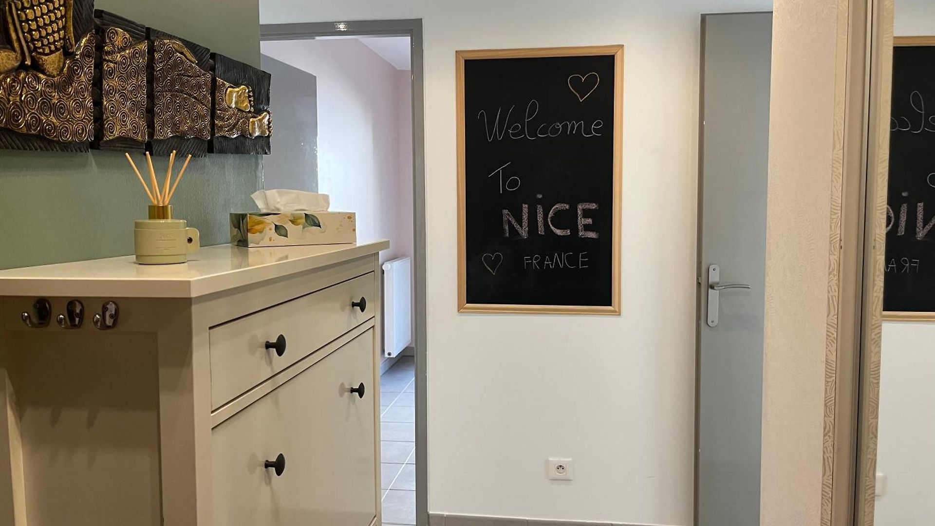 Appartement 3 Pièces Au Pied De La Promenade Du Paillon *