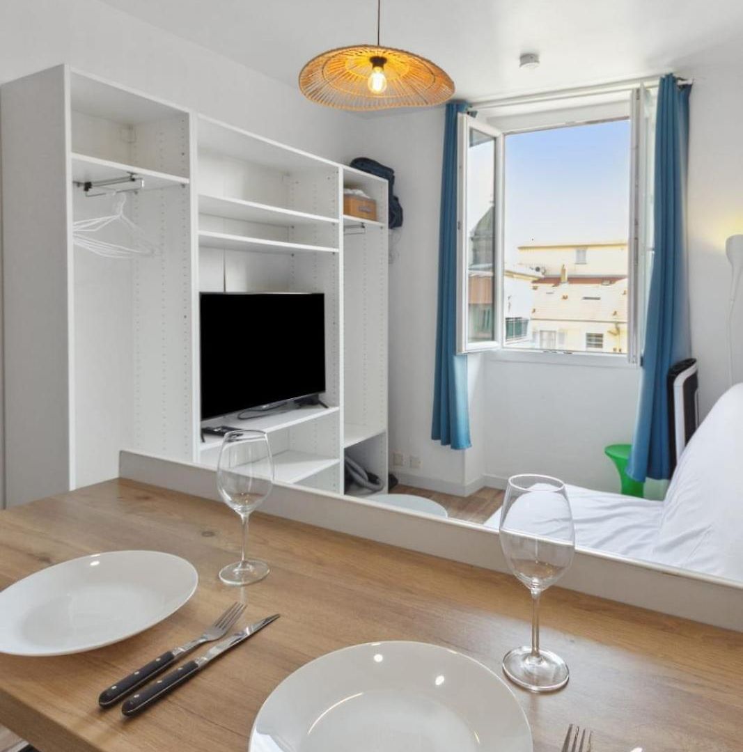 Appartement L'opéra - Hypercentre - Cosy - Sans Ascenseur - Minimaliste - *
