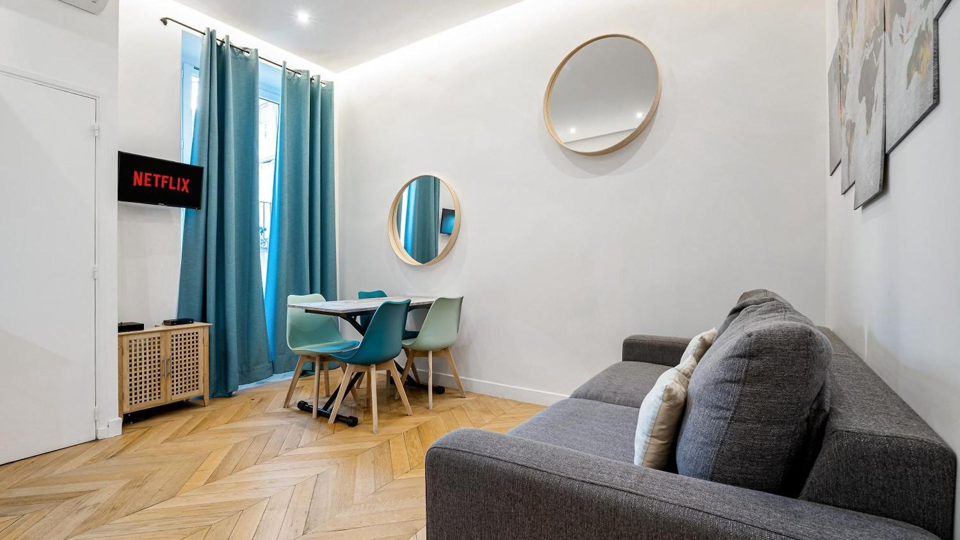 Renting - Verdun - Designer Cocoon Massena Calm Air Conditioning Apartment *