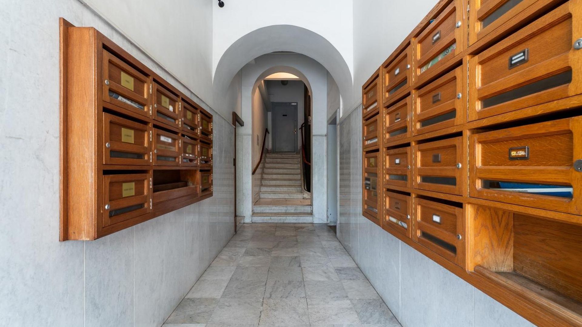 Renting - Verdun - Designer Cocoon Massena Calm Air Conditioning *