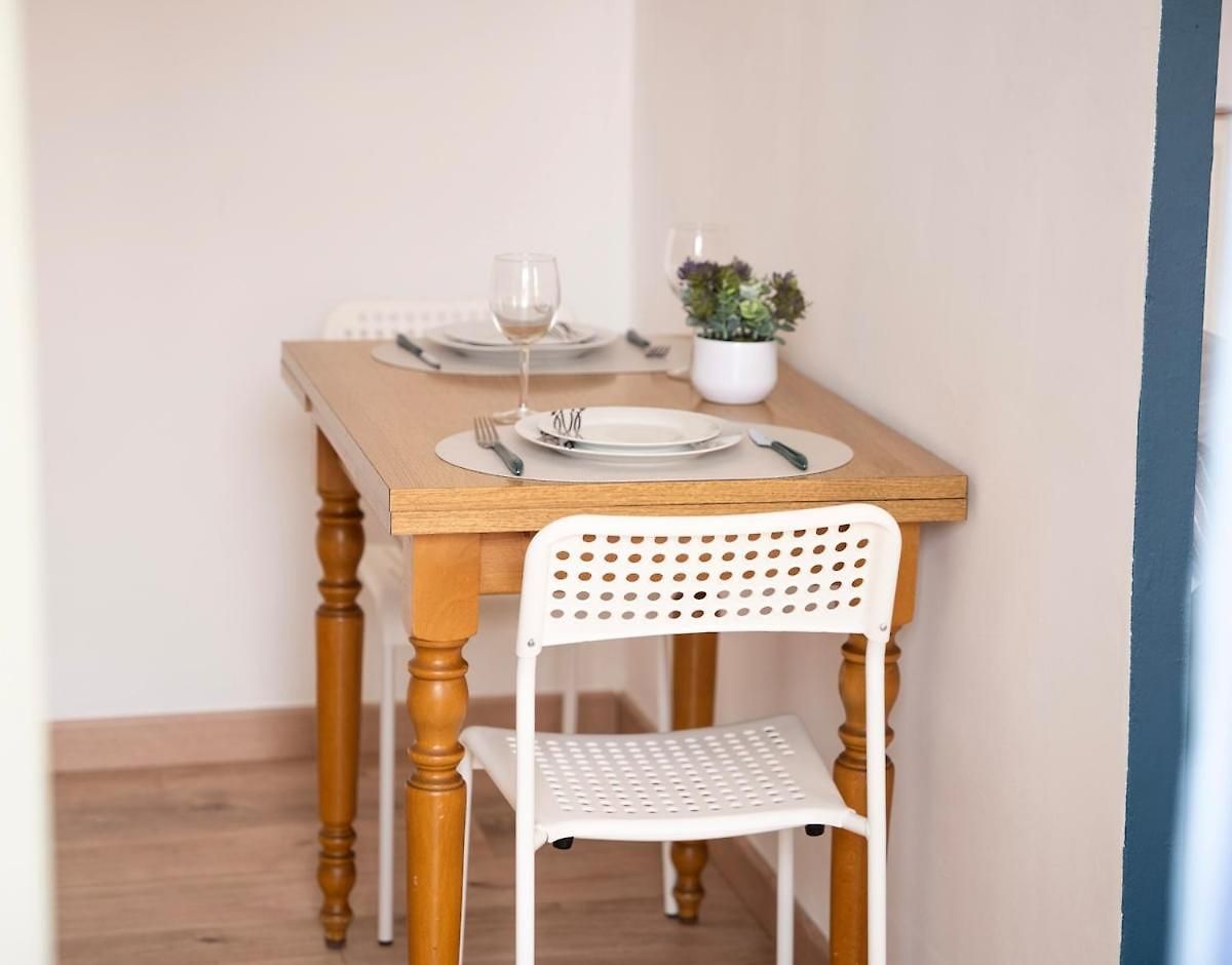 Appartement Superbe 2 Pièces Lumineux, Proche De La Plage, Climatisé *